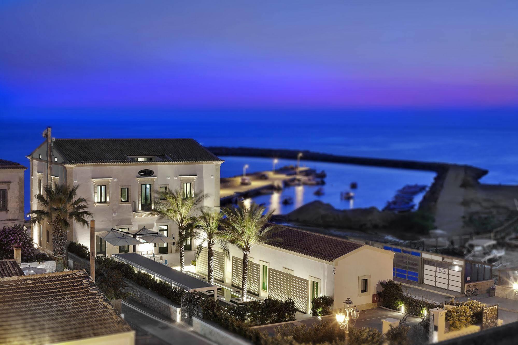 Zafran Boutique Hotel Донналуката Экстерьер фото